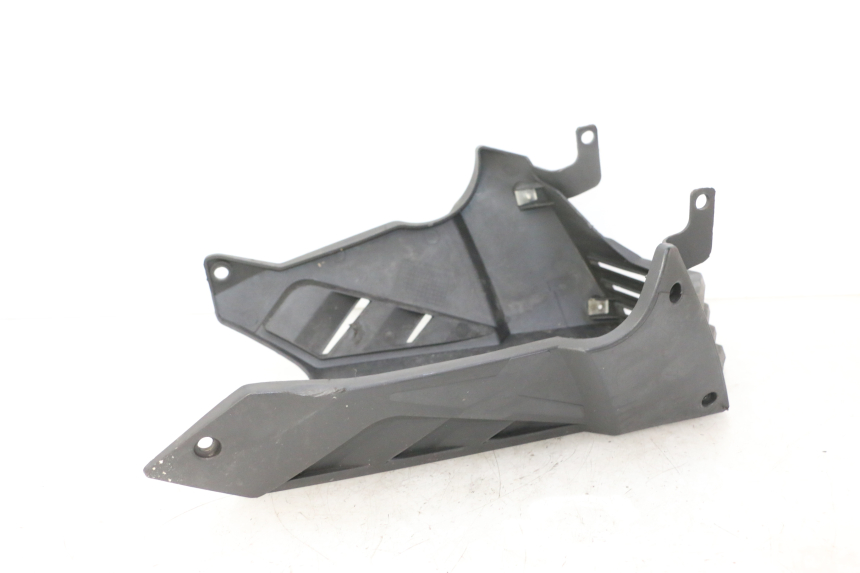 photo de BUGSPOILER STAHO FH 50 (2018 - 2019)