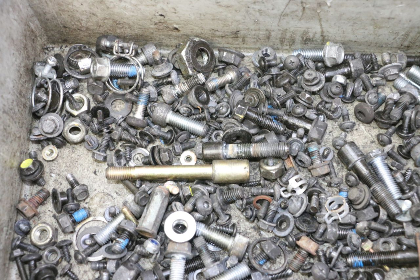 photo de SCHRAUBEN QUADRO 4 4D 350 (2015 - 2018)