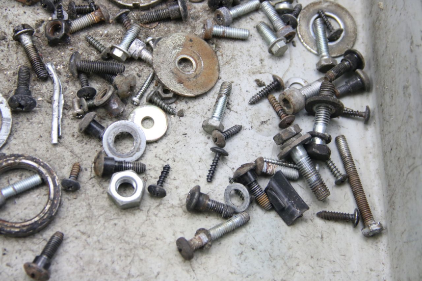 photo de SCHRAUBENBEUTEL DERBI BOULEVARD 50 (2009 - 2006)