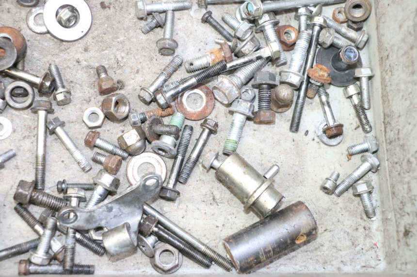 photo de SCHRAUBEN HONDA CBF 125 (2009 - 2015)