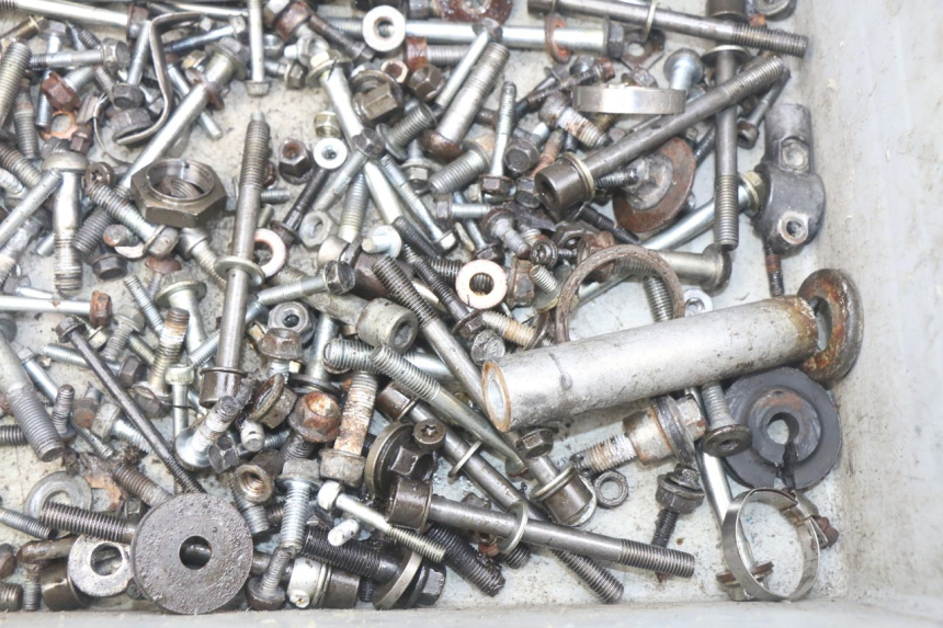 photo de SCHRAUBENBEUTEL HONDA CBR RR FIREBLADE 900 (1992 - 1994)