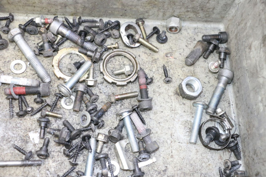 photo de SCHRAUBENBEUTEL PEUGEOT CITYSTAR 50 (2013 - 2017)