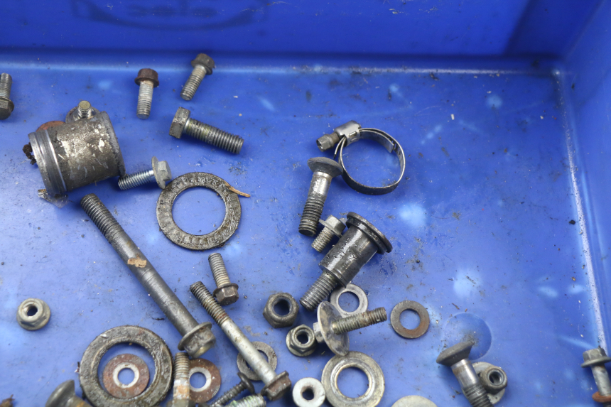 photo de SCHRAUBEN HONDA CR 125 (2000 - 2001)