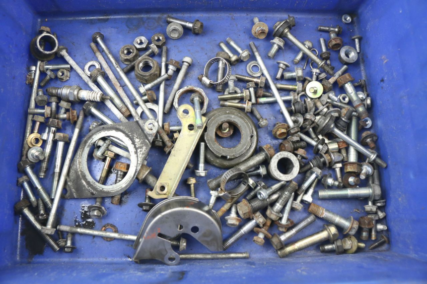 photo de SCHRAUBENBEUTEL HONDA FES PANTHEON 125 (2003 - 2007)