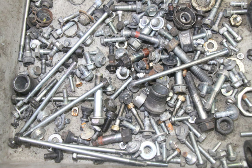 photo de SCHRAUBENBEUTEL HONDA FES S-WING SWING ABS 125 (2007 - 2015)