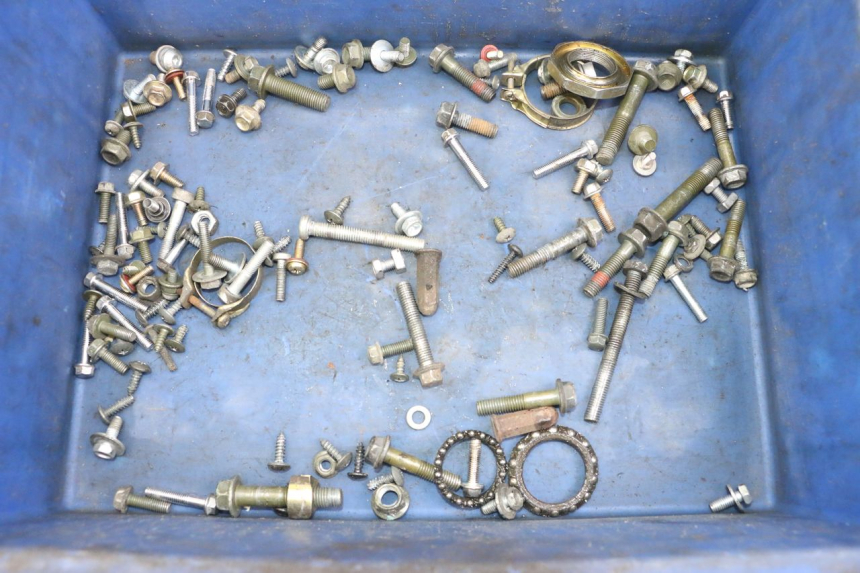 photo de SCHRAUBEN SYM FIDDLE 3 III 50 (2014 - 2020)