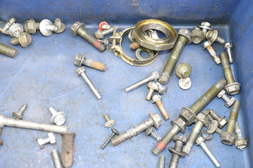 photo de SCHRAUBEN SYM FIDDLE 3 III 50 (2014 - 2020)