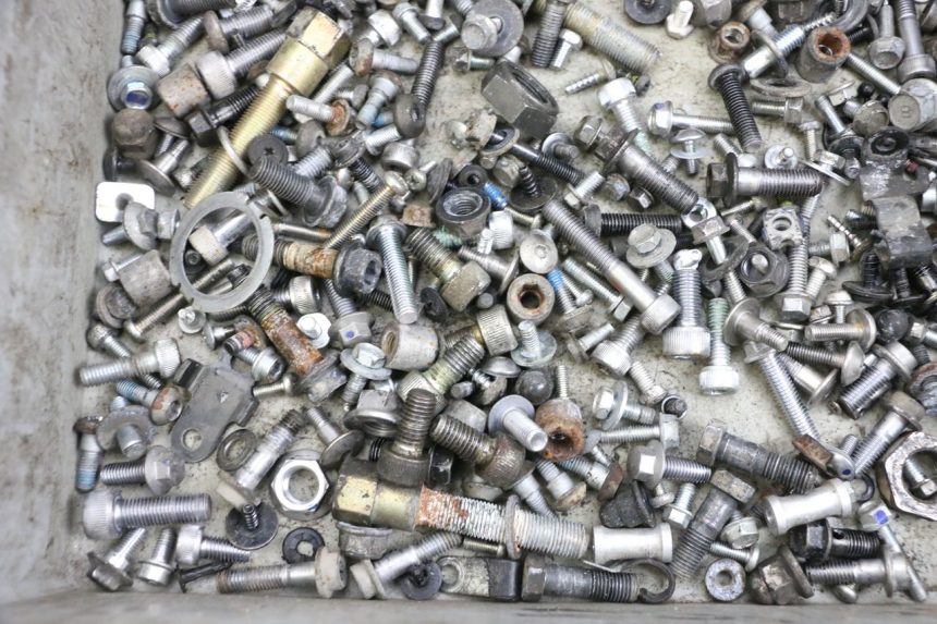 photo de SCHRAUBENBEUTEL YAMAHA FJR ABS 1300 (2006 - 2012) - Alternative Perspektive