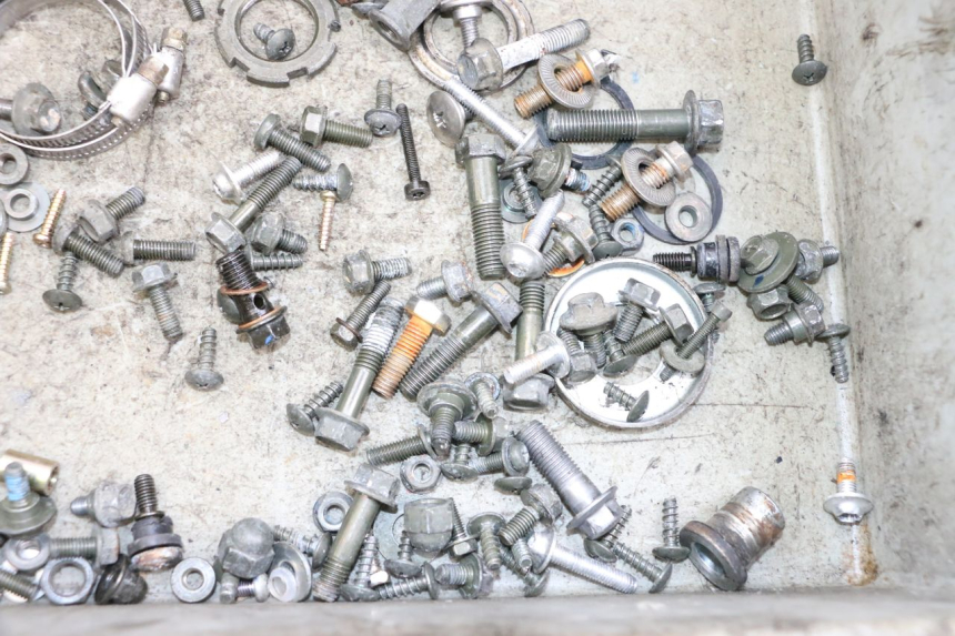 photo de SCHRAUBEN MBK FLAME X 125 (2007 - 2016) - Technische Nahaufnahme