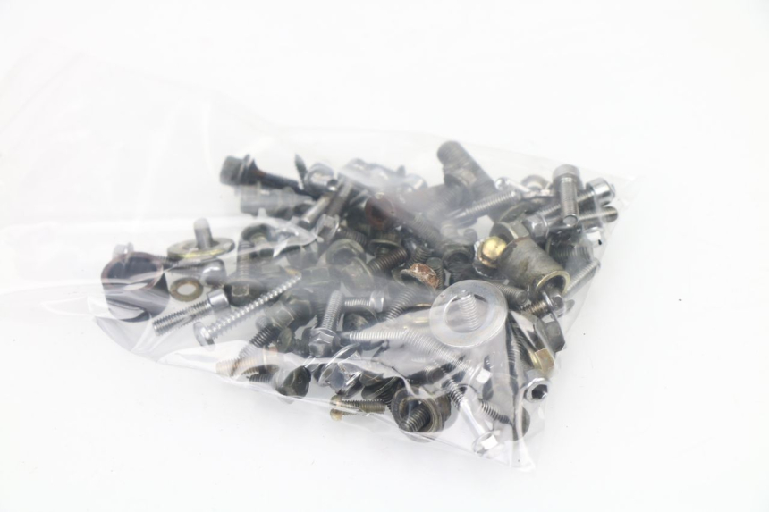 photo de SCHRAUBEN KEEWAY FLASH 2T 50 (2007 - 2011)