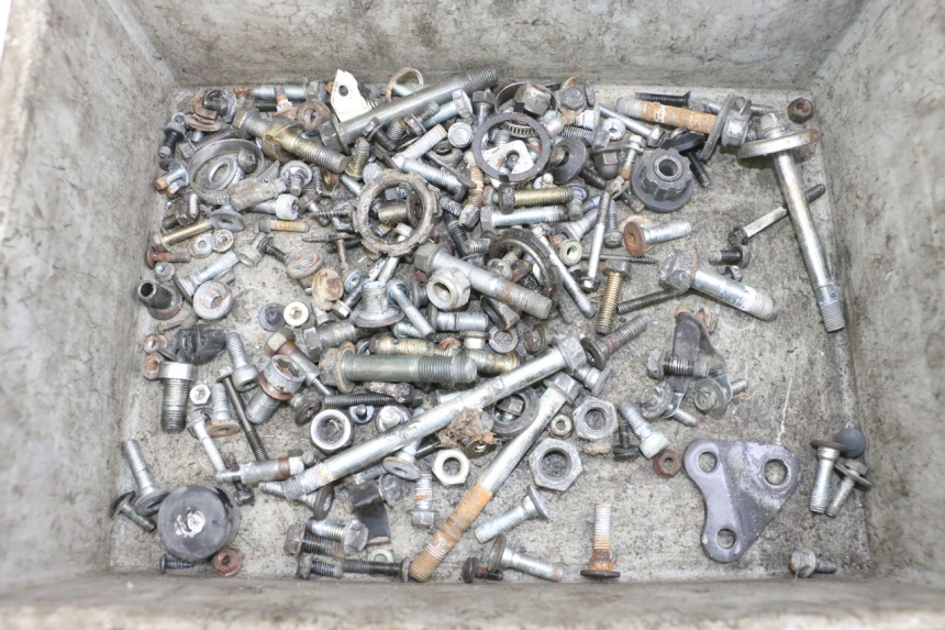 photo de SCHRAUBEN KAWASAKI GPX R WARBIRD 600 (1988 - 1993) - Hauptansicht