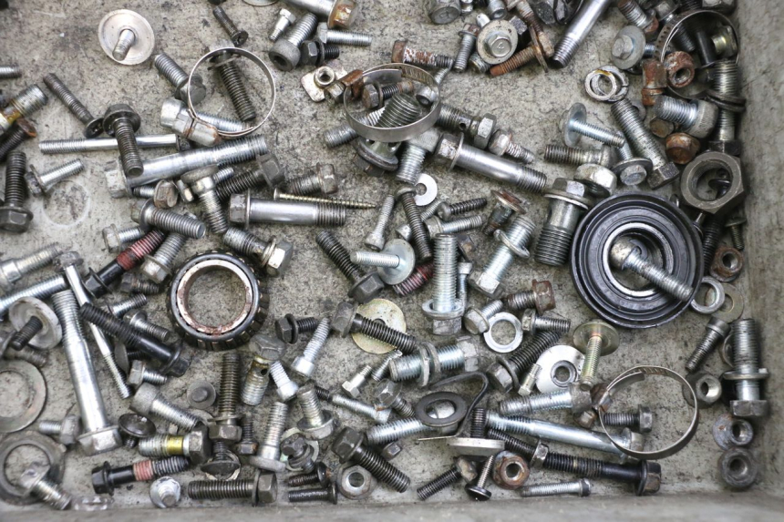 photo de SCHRAUBEN KAWASAKI GPZ RX 1000 (1986 - 1988) - Detailansicht des Bauteils