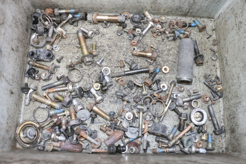 photo de SCHRAUBEN KYMCO GRAND DINK 125 (2002 - 2007)