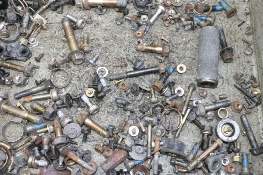 photo de SCHRAUBEN KYMCO GRAND DINK 125 (2002 - 2007)