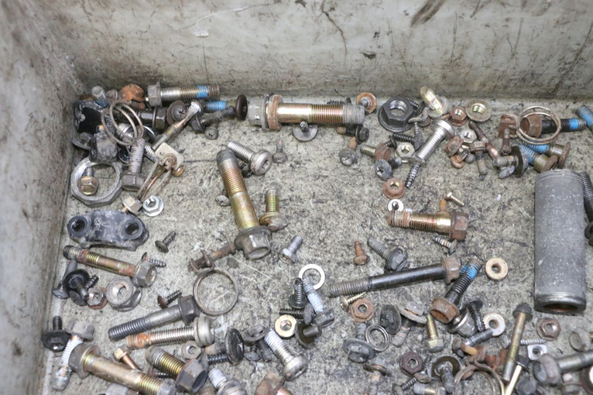 photo de SCHRAUBEN KYMCO GRAND DINK 125 (2002 - 2007)