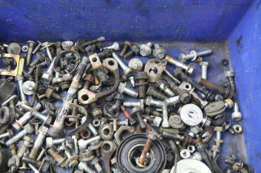 photo de SCHRAUBEN KAWASAKI GTR 1000 (1994 - 2004)