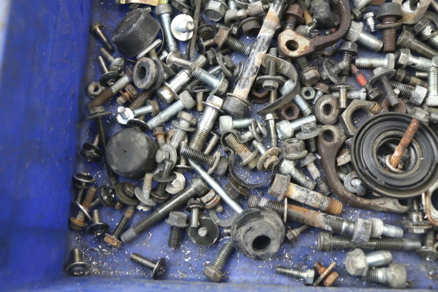 photo de SCHRAUBEN KAWASAKI GTR 1000 (1994 - 2004)