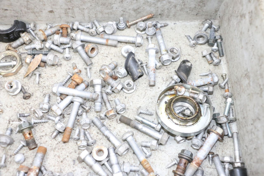 photo de SCHRAUBEN JM MOTORS GTS 125 (2015 - 2019) - Zoom auf Gebrauchszustand