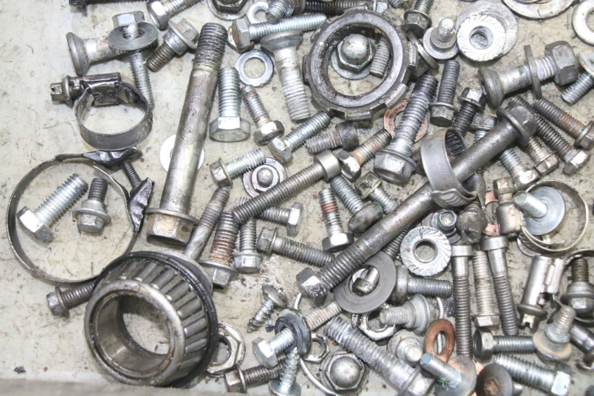 photo de SCHRAUBEN HONDA CR 85 (2003 - 2007)