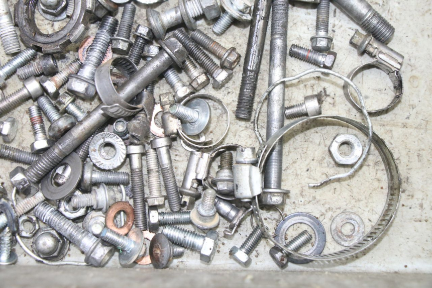 photo de SCHRAUBEN HONDA CR 85 (2003 - 2007)