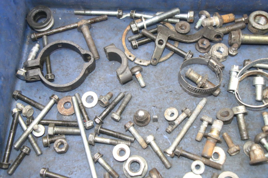 photo de SCHRAUBEN HONDA MTX TC02 125 (1987 - 1989)