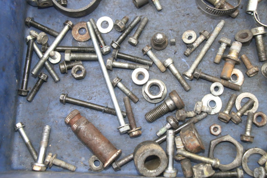 photo de SCHRAUBEN HONDA MTX TC02 125 (1987 - 1989)