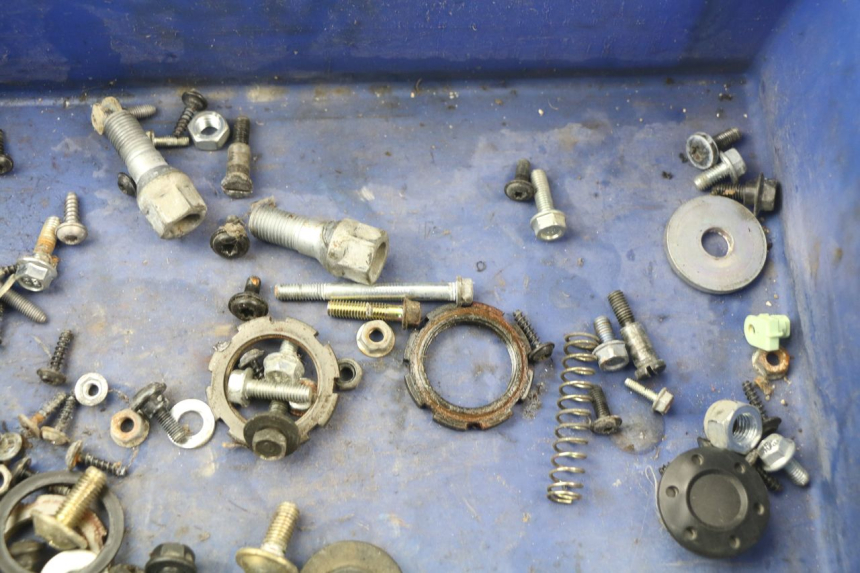 photo de SCHRAUBEN PEUGEOT JET FORCE CARBU 50 (2003 - 2016)