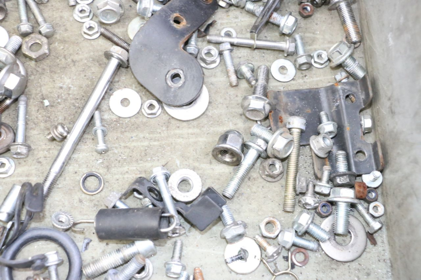 photo de SCHRAUBEN KEEWAY K-LIGHT KLIGHT 125 (2018 - 2025)