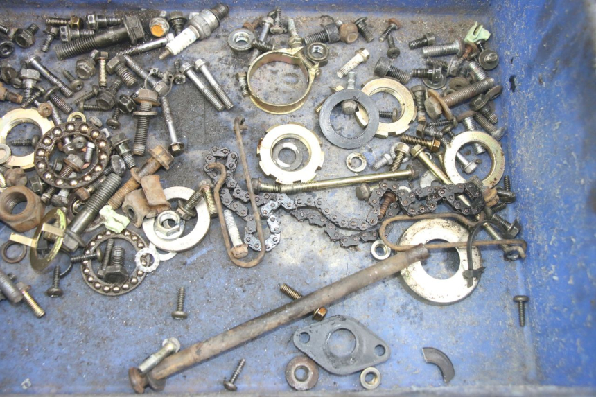 photo de SCHRAUBENBEUTEL PEUGEOT KISBEE 4T 50 (2010 - 2017)