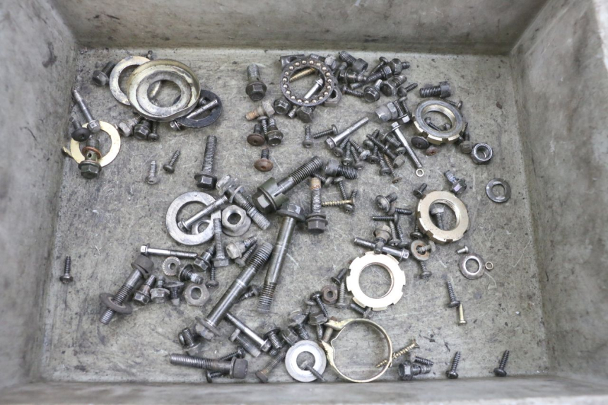 photo de SCHRAUBENBEUTEL PEUGEOT KISBEE 4T 50 (2010 - 2017) - Hauptansicht