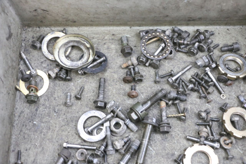 photo de SCHRAUBENBEUTEL PEUGEOT KISBEE 4T 50 (2010 - 2017) - Alternative Perspektive