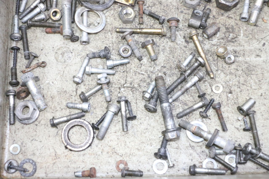 photo de SCHRAUBEN PIAGGIO LIBERTY 125 (1998 - 2008)