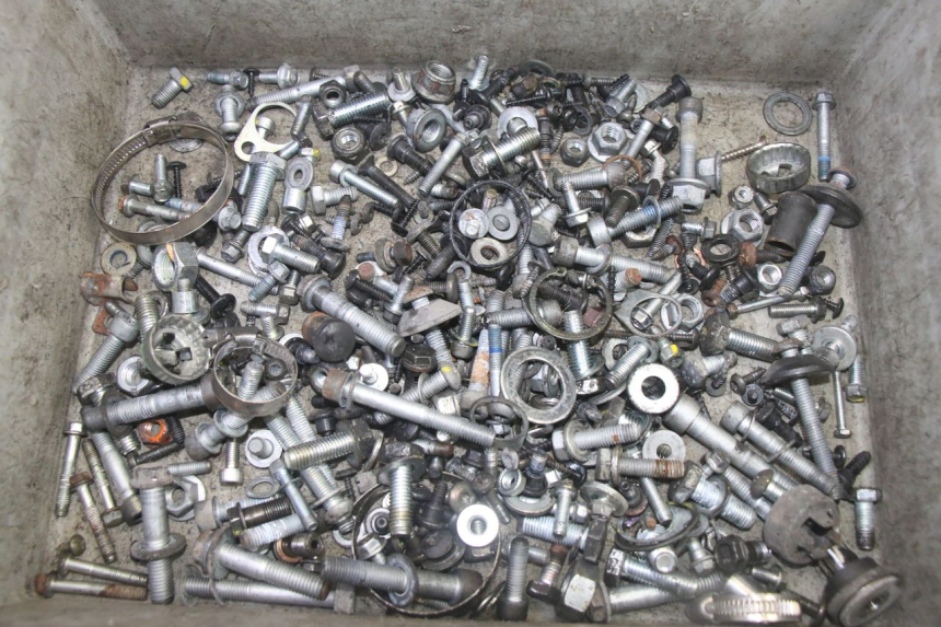 photo de SCHRAUBEN PIAGGIO MP3 HPE 350 (2018 - 2020) - Hauptansicht