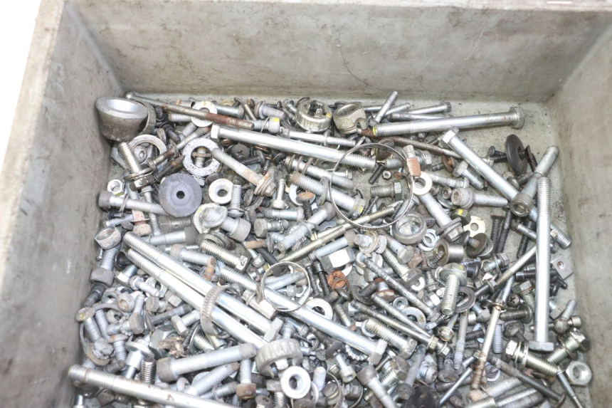 photo de SCHRAUBEN PIAGGIO MP3 LT 300 (2010 - 2016)