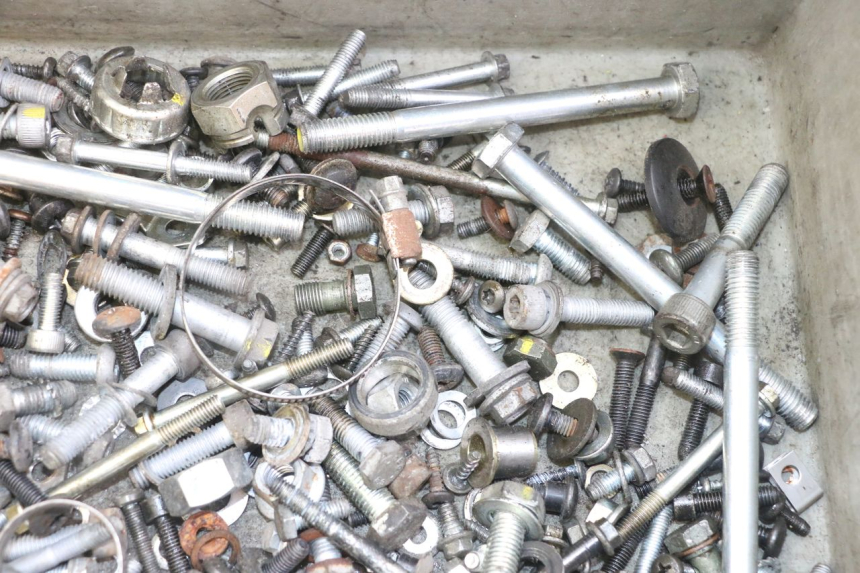 photo de SCHRAUBEN PIAGGIO MP3 LT 300 (2010 - 2016)