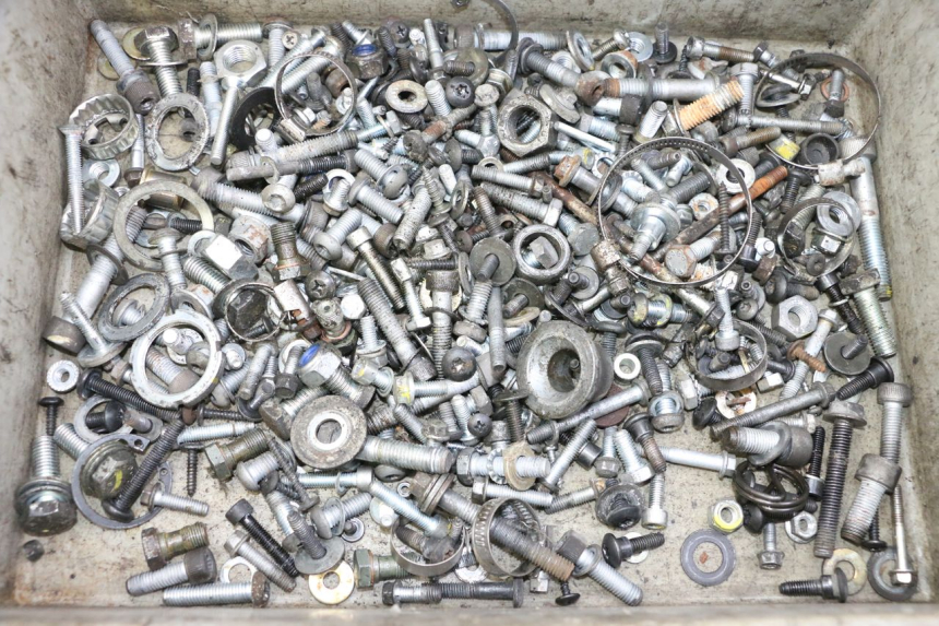 photo de SCHRAUBEN PIAGGIO MP3 LT 300 (2010 - 2016) - Hauptansicht