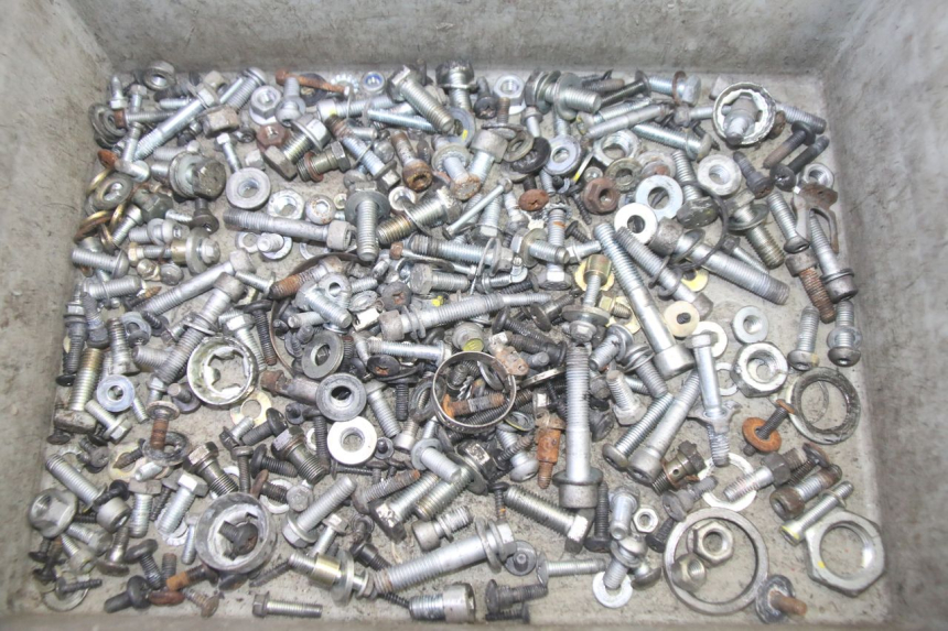 photo de SCHRAUBENBEUTEL PIAGGIO MP3 LT 400 (2007 - 2012) - Hauptansicht