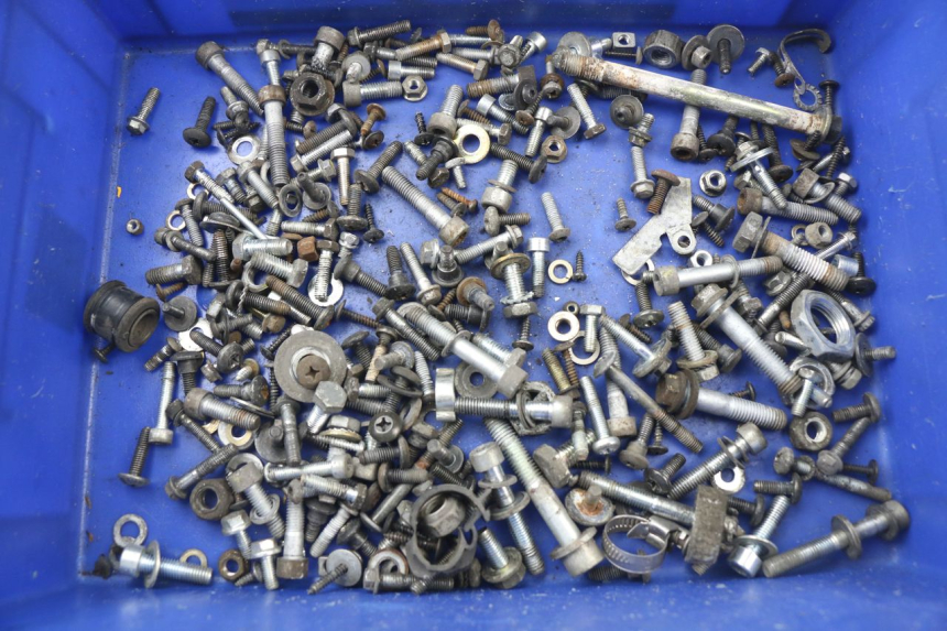 photo de SCHRAUBEN PIAGGIO MP3 125 (2006 - 2014)