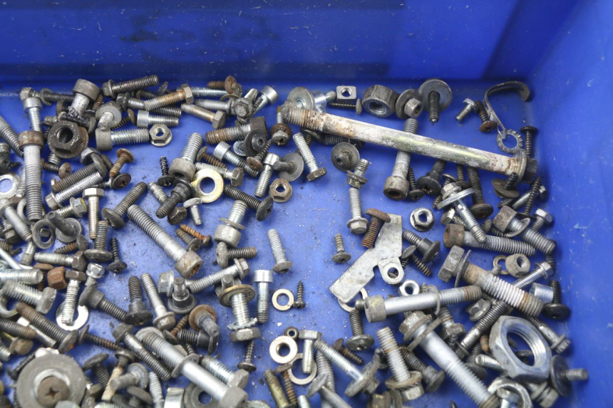 photo de SCHRAUBEN PIAGGIO MP3 125 (2006 - 2014)