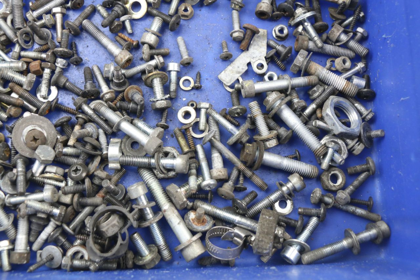 photo de SCHRAUBEN PIAGGIO MP3 125 (2006 - 2014)