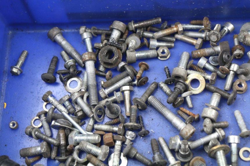 photo de SCHRAUBEN PIAGGIO MP3 125 (2006 - 2014)