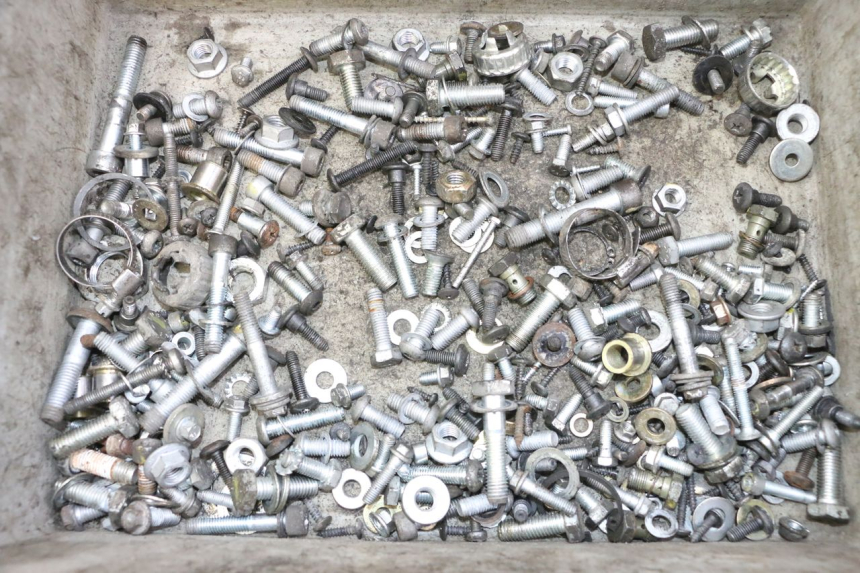 photo de SCHRAUBEN PIAGGIO MP3 125 (2006 - 2014)