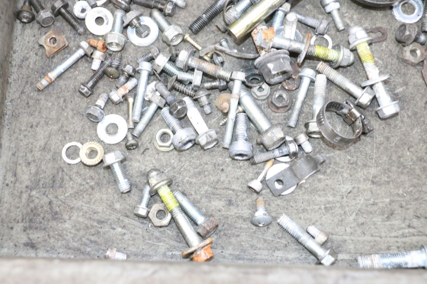 photo de SCHRAUBEN HONDA NSR R 125 (1994 - 2003) - Alternative Perspektive