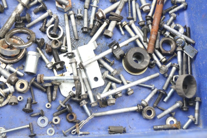 photo de SCHRAUBEN PIAGGIO PRIMAVERA 125 (2013 - 2021) - Zoom auf Gebrauchszustand