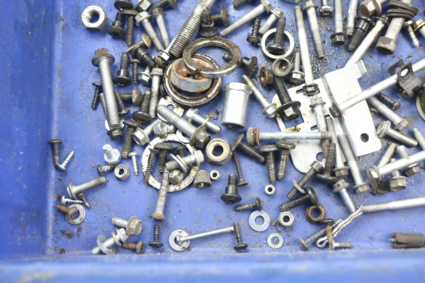 photo de SCHRAUBEN PIAGGIO PRIMAVERA 125 (2013 - 2021) - Alternative Perspektive