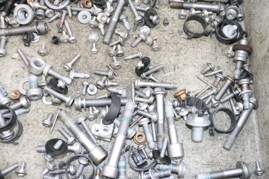 photo de SCHRAUBEN BMW R GS 1250 (2021 - 2024) - Detailansicht des Bauteils