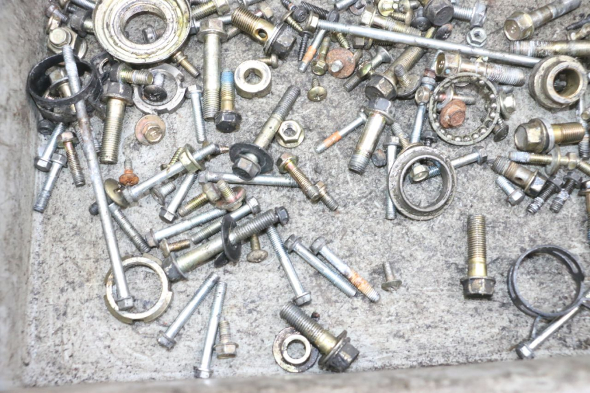 photo de SCHRAUBEN DAELIM S1 125 (2007 - 2016) - Alternative Perspektive