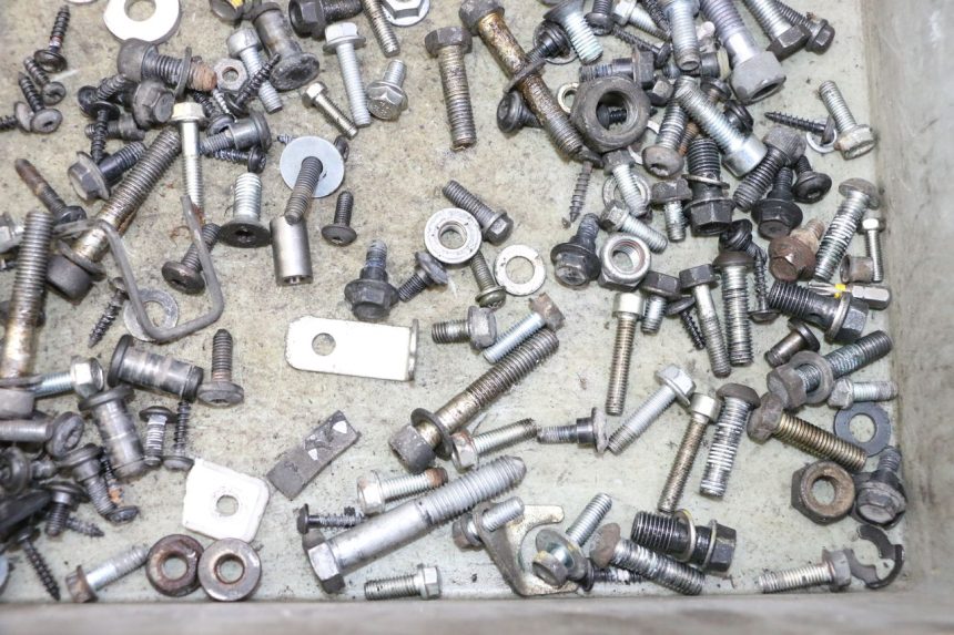 photo de SCHRAUBENBEUTEL PEUGEOT SATELIS 125 (2010 - 2012)