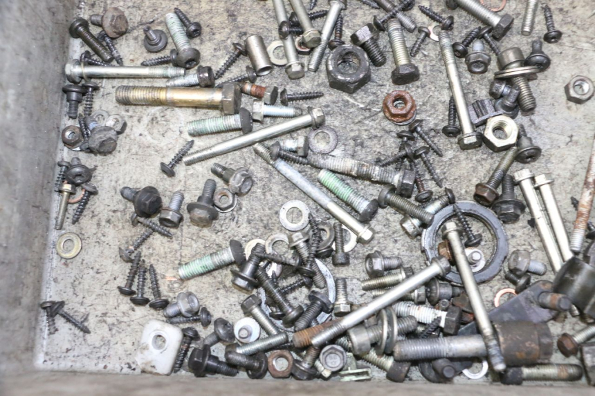 photo de SCHRAUBENBEUTEL PEUGEOT SATELIS 125 (2006 - 2009)