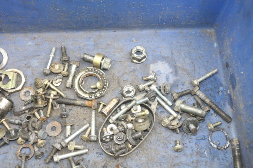 photo de SCHRAUBENBEUTEL HONDA SCV LEAD 100 (2003 - 2007)